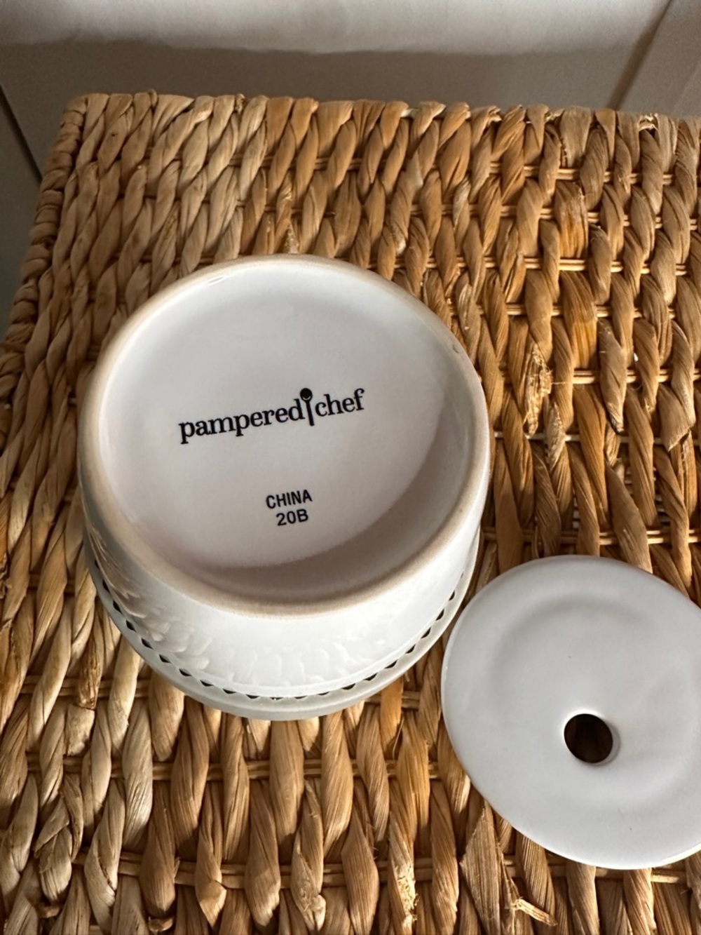 The Pampered Chef White Ceramic Egg Cooker